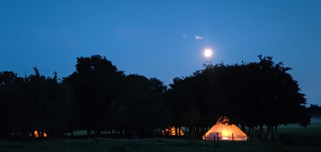 Ostermarie Under Canvas Bornholm المظهر الخارجي الصورة